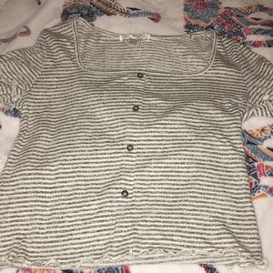 a grey &’ white striped top!
